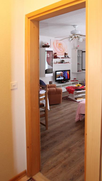 Apartments Adelita โปเรช ภายนอก รูปภาพ