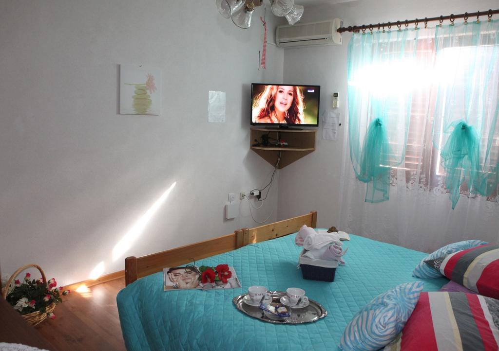 Apartments Adelita โปเรช ภายนอก รูปภาพ